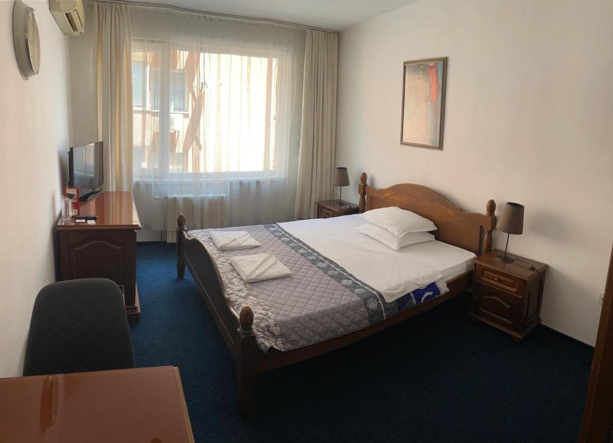 Hotel Rotasar โซเฟีย ภายนอก รูปภาพ